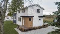 Modern 3-Bedroom Home with Lake Huron Beach Access - B&B Lexington