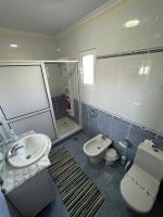 Camera Quadrupla con Bagno in Comune 