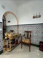 Casa amplia a un paso de Sevilla - B&B La Algaba