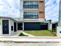 Apto a 450m PRAIA 10 min do BETO CARREIRO 2 Quartos Cozinha completa Churrasqueira Ar Condicionado Wi-Fi e vaga privativa de garagem Reserve agora mesmo - B&B Penha