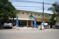 Captain's Lodge and Bar - B&B Panglao