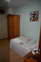 Pensión 15 de Mayo - B&B La Pola de Gordón