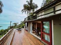 Casa 4 suítes - Vista para Barra do Sahy - B&B São Sebastião