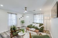 Walk to Cultural District Fort Worth Home with Yard - Chambres d’hôtes Fort Worth