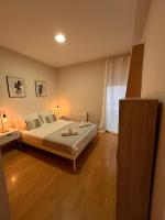 Casa familiar 3 dormitorios Jardín Piscina Barbacoa Zona de entrenamiento - Chambres d'hôtes Bétera
