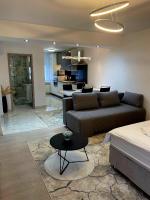 FLY Too - Bed and Breakfast Zagreb