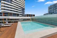 Cityview Escape - Poolside Living near CBD & Beach - B&B North Wollongong