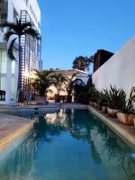 Bucerias Beauty by sport park east side walk to beach - B&B Bucerías