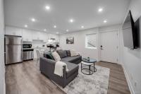 Modern 2Bed Suite Near Capilano Bridge & Trails - B&B North Vancouver