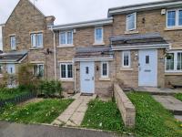 Modern Four Bedroom House near Attractions, Stadium, Town Centre, Parks and Lake - Sky n Netflix - Convenient Transport - Chambres d'hôtes Burnley