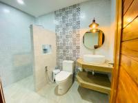 Studio Apartment with Balcony