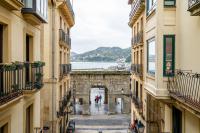 En el puerto, parte vieja cerca de la playa - B&B San Sebastián