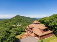 Endless Vistas - B&B Seven Devils