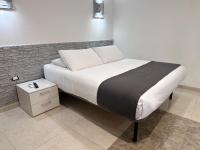 Apartment with Garden View