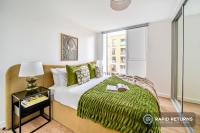 BRAND NEW! Modern & Spacious Serviced Apartments With FREE Parking & Gym by Rapid Returns - Professional Host - B&B Walton-on-Thames