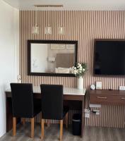 Luxurious studio with cosy balcony, close to the airport and malls - Ferienwohnung Davao