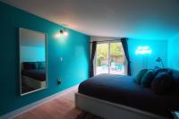 The Coupe: A Hip Wine Lovers Retreat in NOTL! ✌️ - B&B Niagara-on-the-Lake