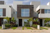 Casas MAJUM Corvus - Ferienwohnung Acapulco
