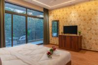Host Jatin Lauxry pent house kasauli hill crest 7oI827o7o3 - B&B Kasauli