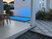 Luxe nieuwbouw villa toplocatie in Jan Thiel met privé zwembad - Chambres d'hôtes Jan Thiel