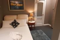 Chambre Double - Vue sur Piscine