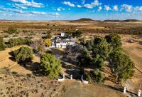 Dellville Country House & Cottages - B&B Carnarvon