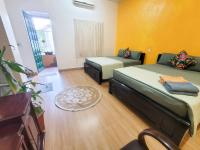 Zimmer mit 2 Kingsize-Betten