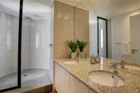 Timber and Tides - Chambres d’hôtes George