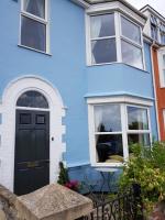 Large character home, hot tub, beach 5 min walk - B&B Gorleston-on-Sea