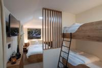 Familienzimmer mit Bergblick