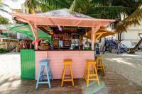 SUMMER DREAM STUDIOS DELUXE playa LOS CORALES - Bed and Breakfast Punta Cana