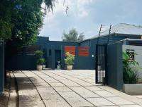 Stylish Melville Retreat - Close to Cafés - Solar Backup - Bed and Breakfast Johannesburg