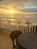 Apto Frente Praia Familiar - Ferienwohnung Mongaguá