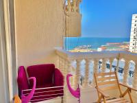 Apartment mit 3 Schlafzimmern und Meerblick