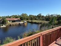 Cozy one bedroom with great water views lots of room - B&B Port Richey