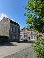 Petit studio rénové en centre ville - Apt8 - B&B Givet