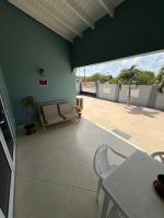 Charming 3-Bedroom Apartment with Modern Comforts A1 - Ferienwohnung Willemstad