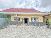 Spacious 5 bedroom Javanese Home near Taman Sari Jogja - B&B Yogyakarta