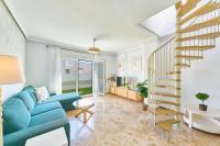 Penthouse - Private Rooftop Terrace, 2min to Beach - Bed and Breakfast Fuengirola