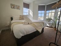 2 Bed Apartment in Brighton with Side Sea View - Chambres d'hôtes Brighton