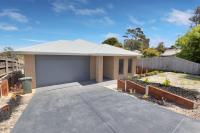 Anira - B&B Lakes Entrance