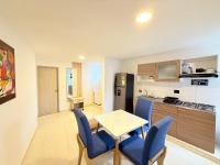 The Host apartamentos At Los Angeles - B&B Santa Marta