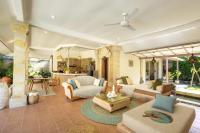 Villa Akasa - B&B Denpasar