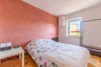 T2 chaleureux au coeur des vignes -vue place de Condrieu-long séjour possible - B&B Condrieu