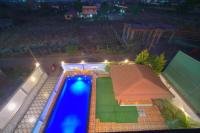 EMPYREAN STAY ll MYSTICAL VILLA ll 4BHK ll AC ll PRIVATE POOL ll - Bed and Breakfast Lonavla