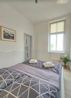 Silver Stone by Grafit - B&B Legnica