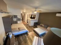 Beau Studio dans résidence de standing avec 2 piscines proche des commerces, transport et plage - B&B Mandelieu-la-Napoule