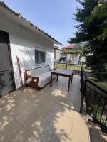 claudistaudis guesthouse - B&B Nea Moudania