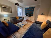 2 Courtyard Mews - B&B Penzance