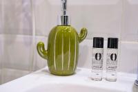 Deluxe Double Room with Shower